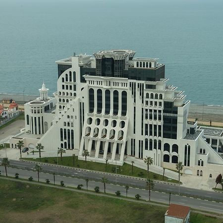 Arleville Батуми Экстерьер фото