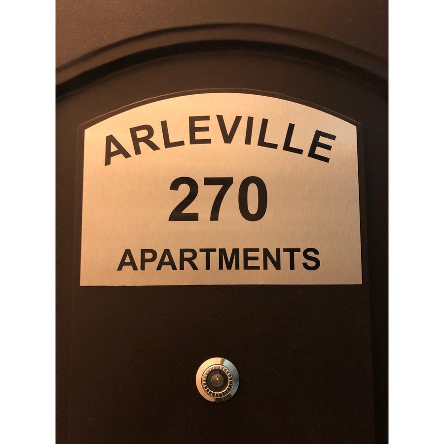 Arleville Батуми Экстерьер фото