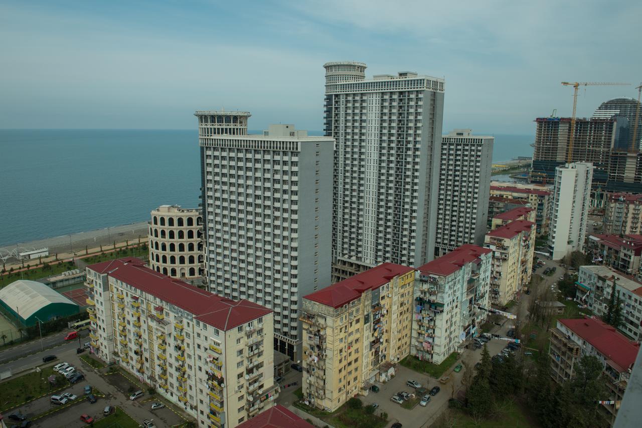 Arleville Батуми Экстерьер фото